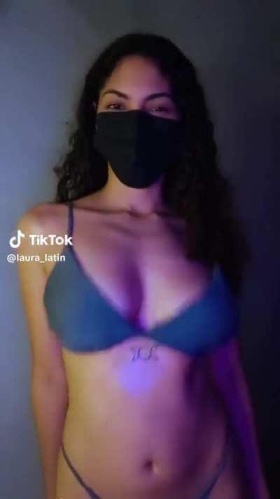 @laura_latin “can I call you daddy”