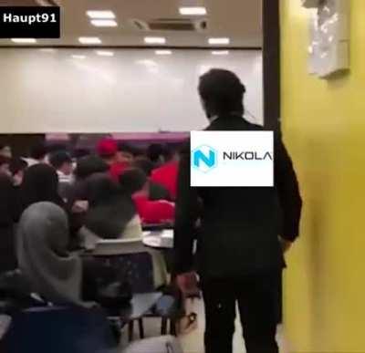 Retarded Chinese investors reacting to NKLA revenue numbers