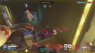 Had a funny interaction with the enemy ana (don’t mind the bullshit i’m doing at the start i’m new on ball)