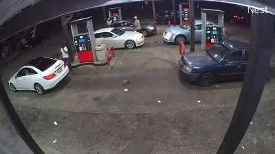 Shooting in the gas station Memphis Tennessee