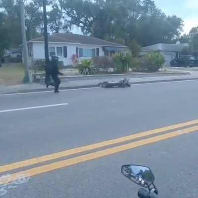 Idk how to ride, new rider :/