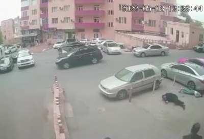 Dude tries to save a suicidal man