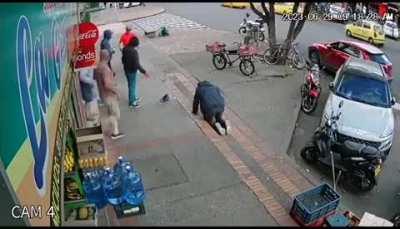 Guy thinks he's getting robbed/assaulted. and acts accordingly