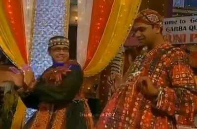 Bhide bhai ke alg hi khujli hai #SmilewithA.K