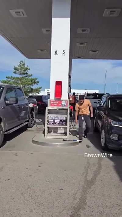Prince Albert, Saskatchewan: Punjabi/Haryanvi Men Get Into An Altercation With Indigenous Family at Gas Station On Reserve Territory 🇮🇳🇨🇦🍁