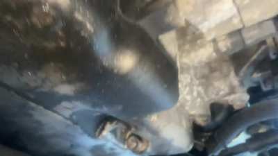 cracked diff or oil pan ?
