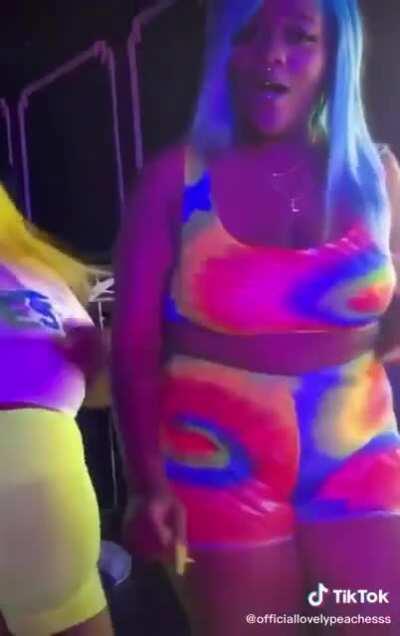 After you defeat all the other front butts, this is the final boss (i got this video from my last drugged up fever dream btw)