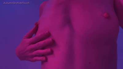 I temporarily took out my nipple piercings so you could properly worship these tits… 🩷🩷