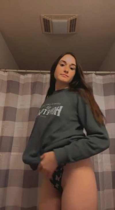 I might have small tits but I promise I’ll give you the best head imaginable