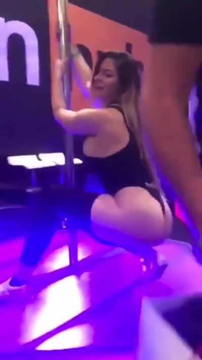 Pole Dance