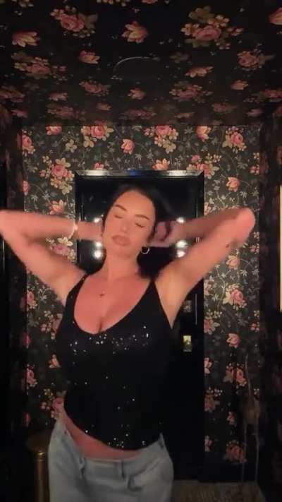 Stassie and Victoria having Fun