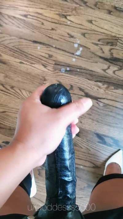 I wish you were on your knees looking up at Me with your mouth open and tounge sticking out, as I covered your face in cum! After your facial, I would pound your ass with my 10 inches and give you a massive creampie. 💦💦💦