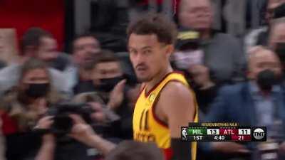 [Highlight] Trae Young isolates on Wes Matthews and hits the stepback three!