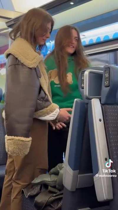 Italian women being racist to Asian passengers on the train