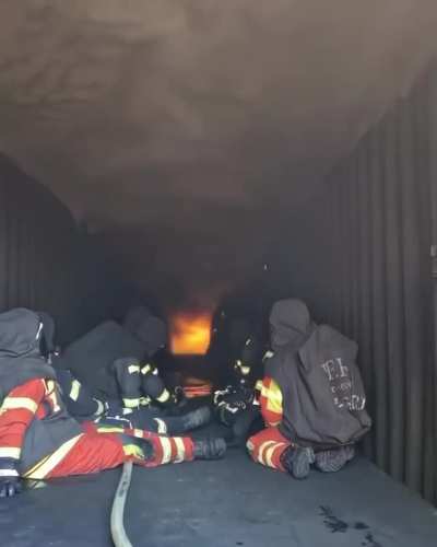 Love how flames look in slowmotion🔥