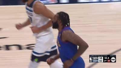 [Highlight] Jamal Murray alley-oop to DeAndre Jordan to put Denver up 25!