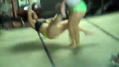 Mutiny gets her crotch grabbed by Jezabel