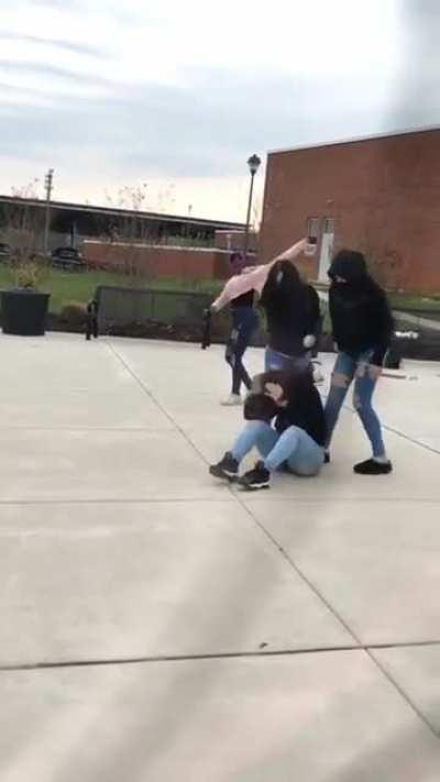 shit talking slag gets beat