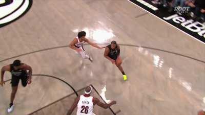 [Highlight] Dennis Smith Jr. detonates for a monster slam