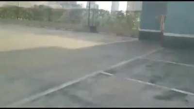 Die haben mir a rieschn Bombe reingeschmast