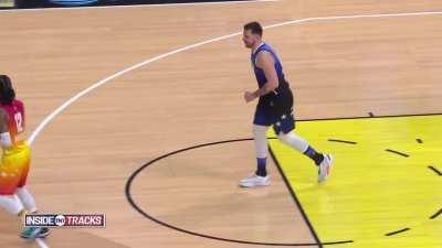 [Highlight] Luka promises Ja he could have a high flying dunk too while Giannis pats himself on the back as a GM