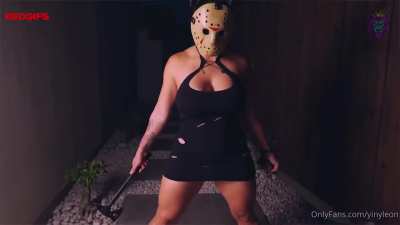 Yinyleon | FAQ : Are her tits smaller?