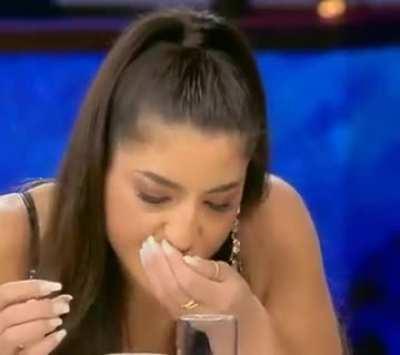 Leah Shutkever breaks into Guinness World Records by eating a whole Burrito in 35.26 seconds.