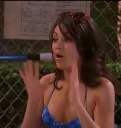 Laura Prepon and Mila Kunis