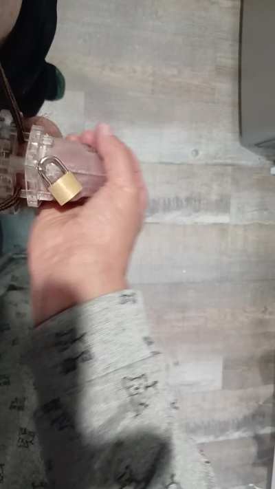 He asked for a handjob....be careful what you ask for 🔒😉