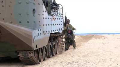Japan's Military Holds 05JX Drill on Island Potentially Vulnerable to China