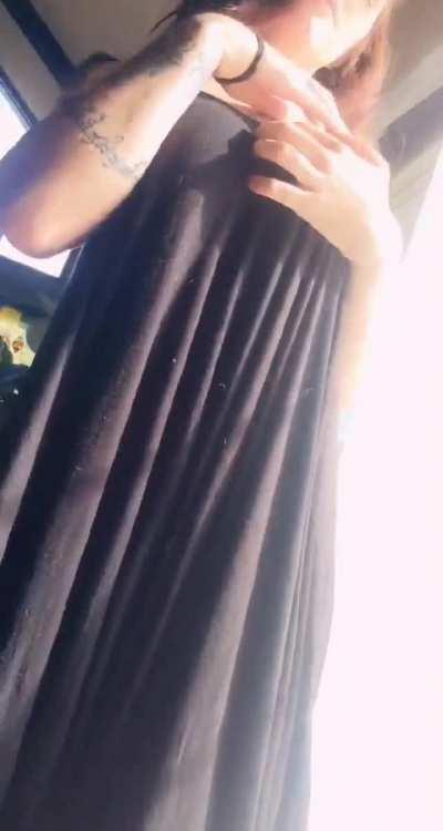 My clothes just fall right off to reveal DDDs [oc]