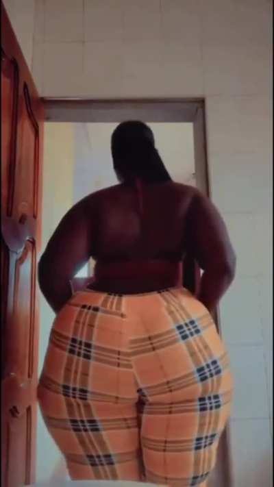 women of Ghana 😩 [Priscilla]