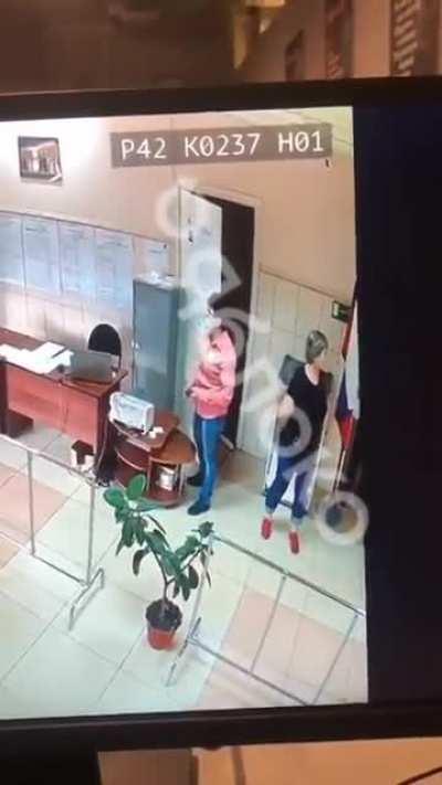 even flags vote in Russian elections