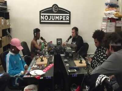 I made simple comparsion of X's No Jumper freestyle and BET Hip Hop Awards 2017 freestyle. These are practically the same... Some people say that he singed 