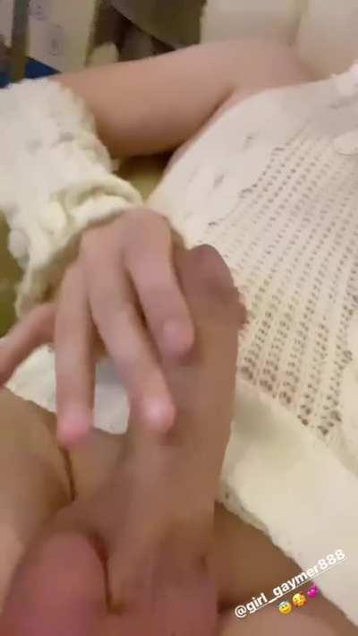 I need straight boys to play with my clit🥹😇💕