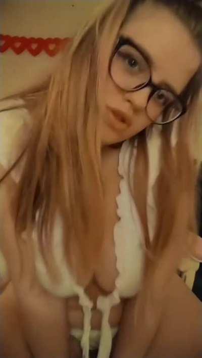 i can make your dick hard write me on my onlyfans page