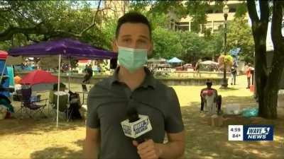 Protestors attacking driver get ran over - news context also in video