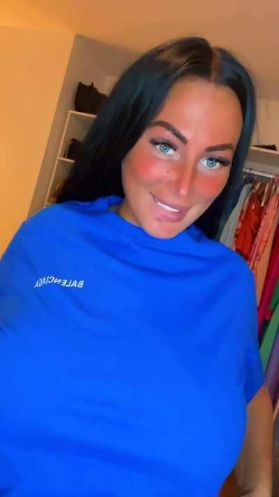 okayy, just for a few seconds!