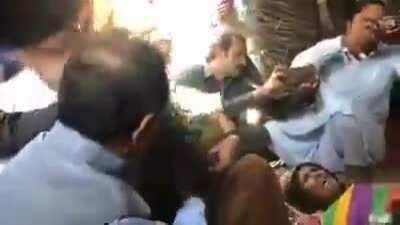 Pakistani Hindu Hari, curses and beats himself for being born as Hindu. His daughter was abducted and gang raped. She is in serious condition right now