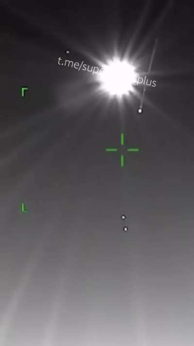 Footage of a Patriot battery firing at Russian ballistic missiles in the skies over Kyiv tonight. 03/02/2026