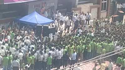 Yeh log shanti se sone bhi nai dete