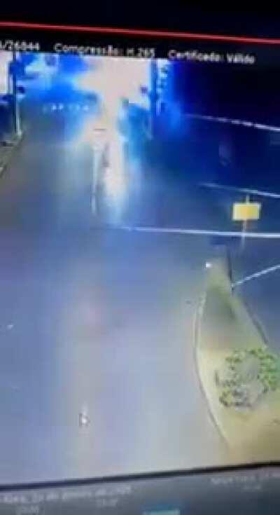 Brazilian car is spotted going to the future!