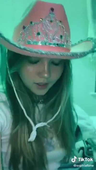 the cowgirl hat hits different