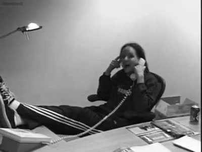 Just wanted to give y’all a gif of Jonathan on the phone ☺️