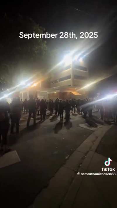 Portland Feds Are Shitting Their Pants Protesters Organized A Fuck You Cha Cha Slide