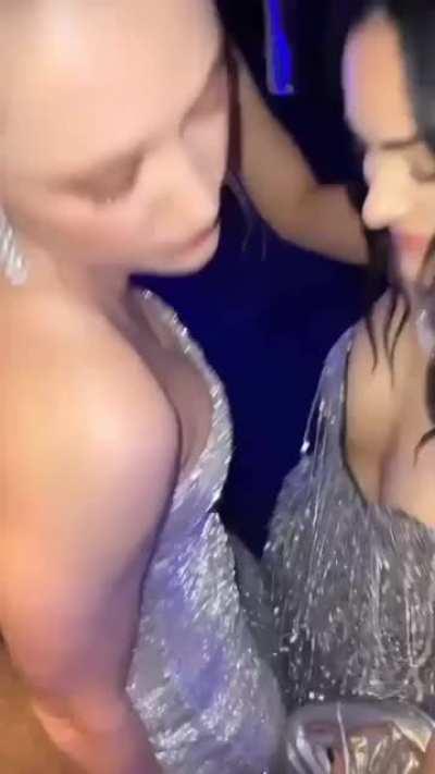 Maika Monroe and Camilla Mendes