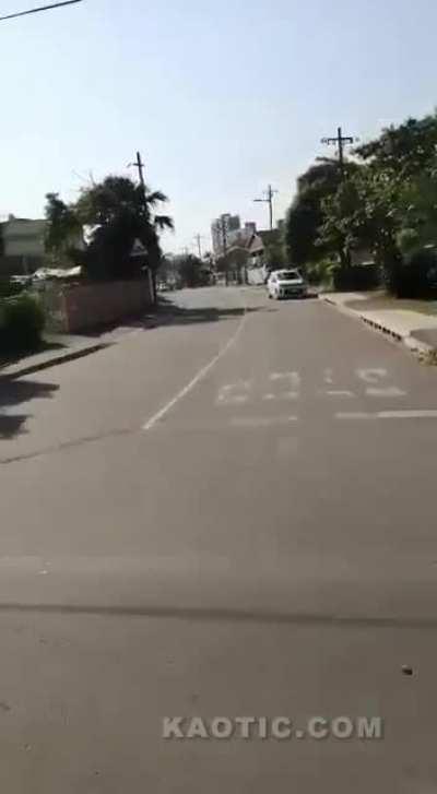 new footage from south africa,they shooting at looters