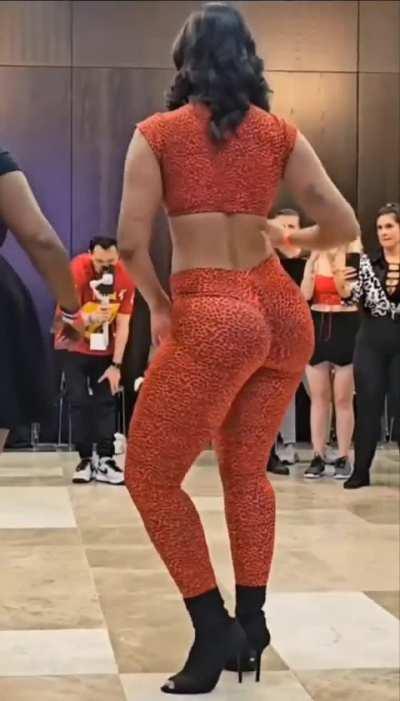 Aurea Febraio (Kizomba Open Festival 2023, Part 2)