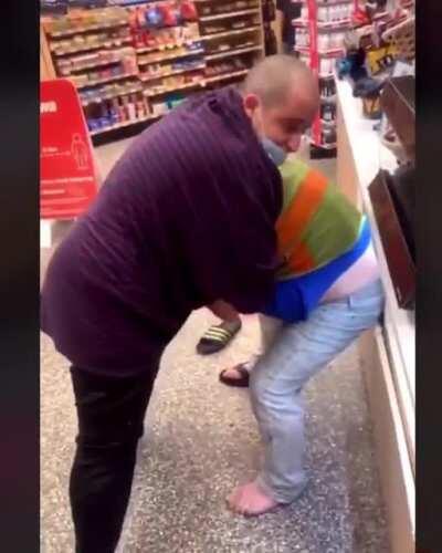 Now there’s a couple of cool guys