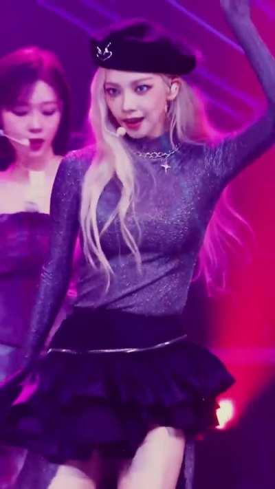 AESPA • KARINA 👉🏻 UPPER!! CUT!